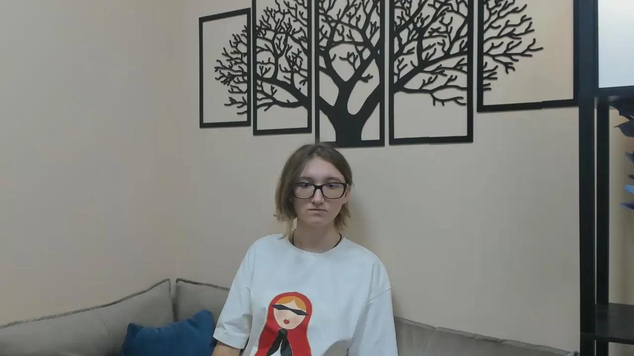 AnnettaGrotz on Cam4