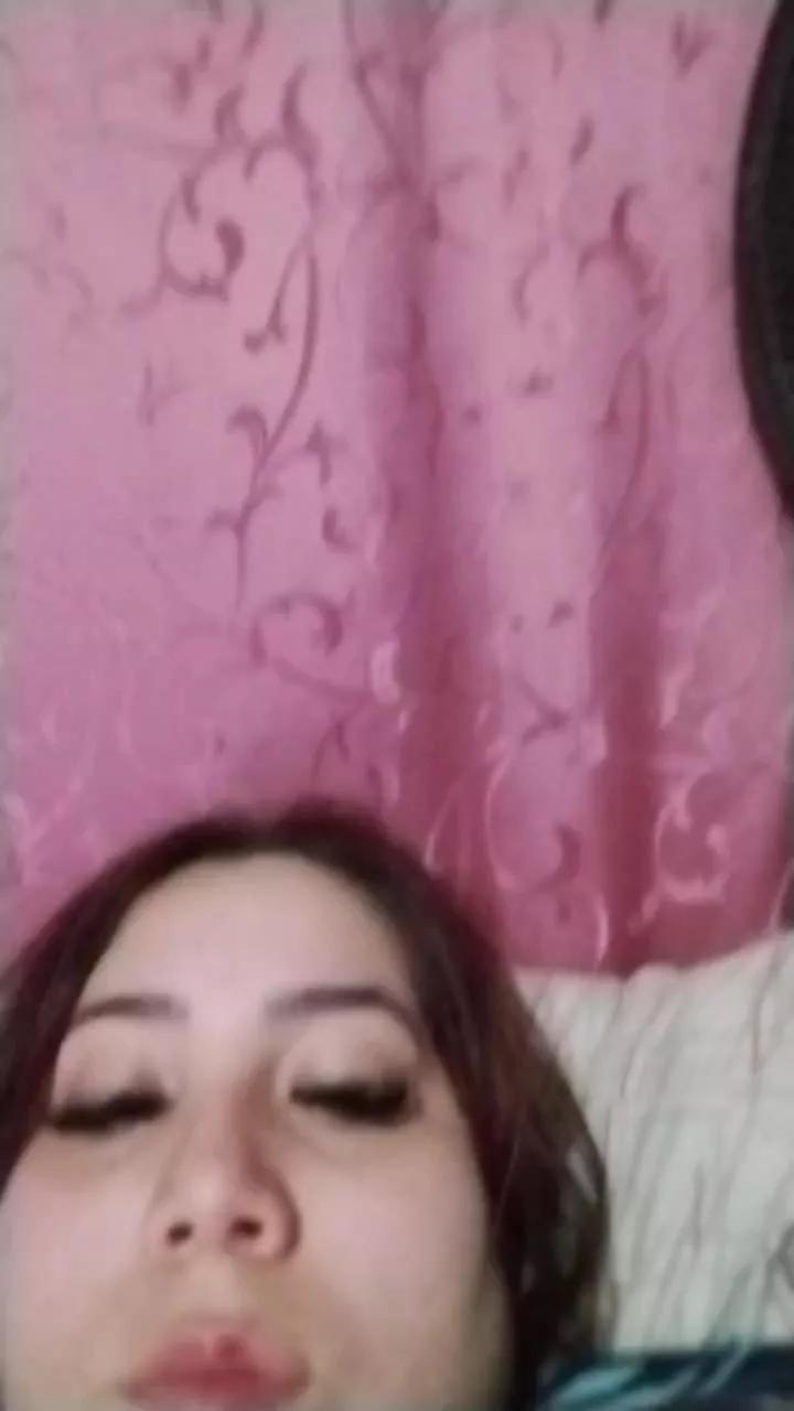 annitahht on Cam4 
