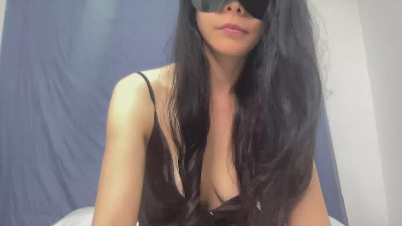 Antonellarusso1 on Cam4 