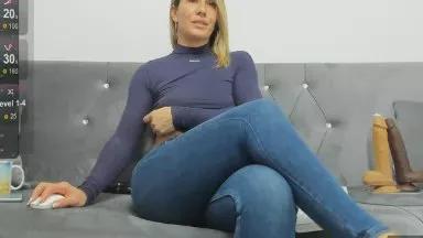 asweetcherry30 on Cam4 