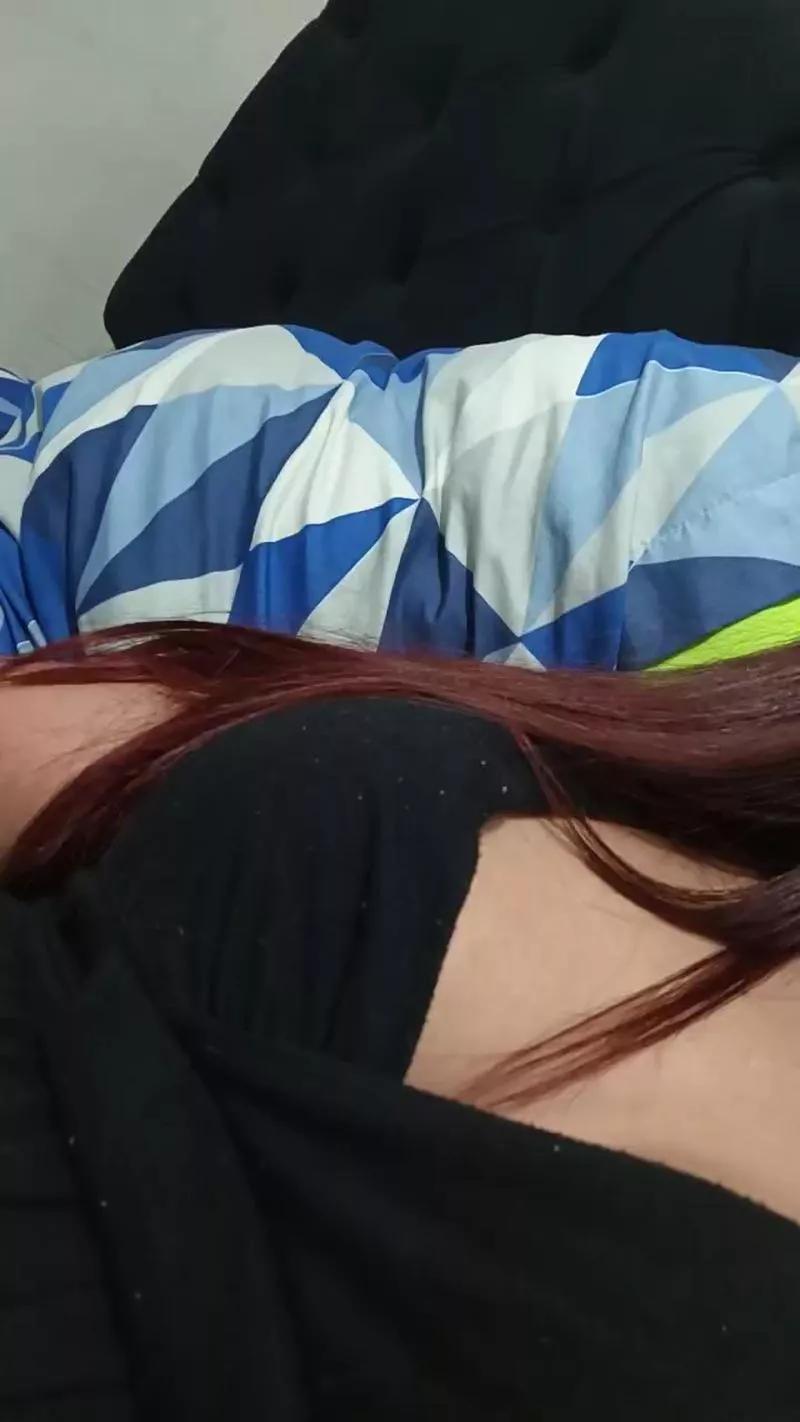 Aura_prin777 on Cam4 