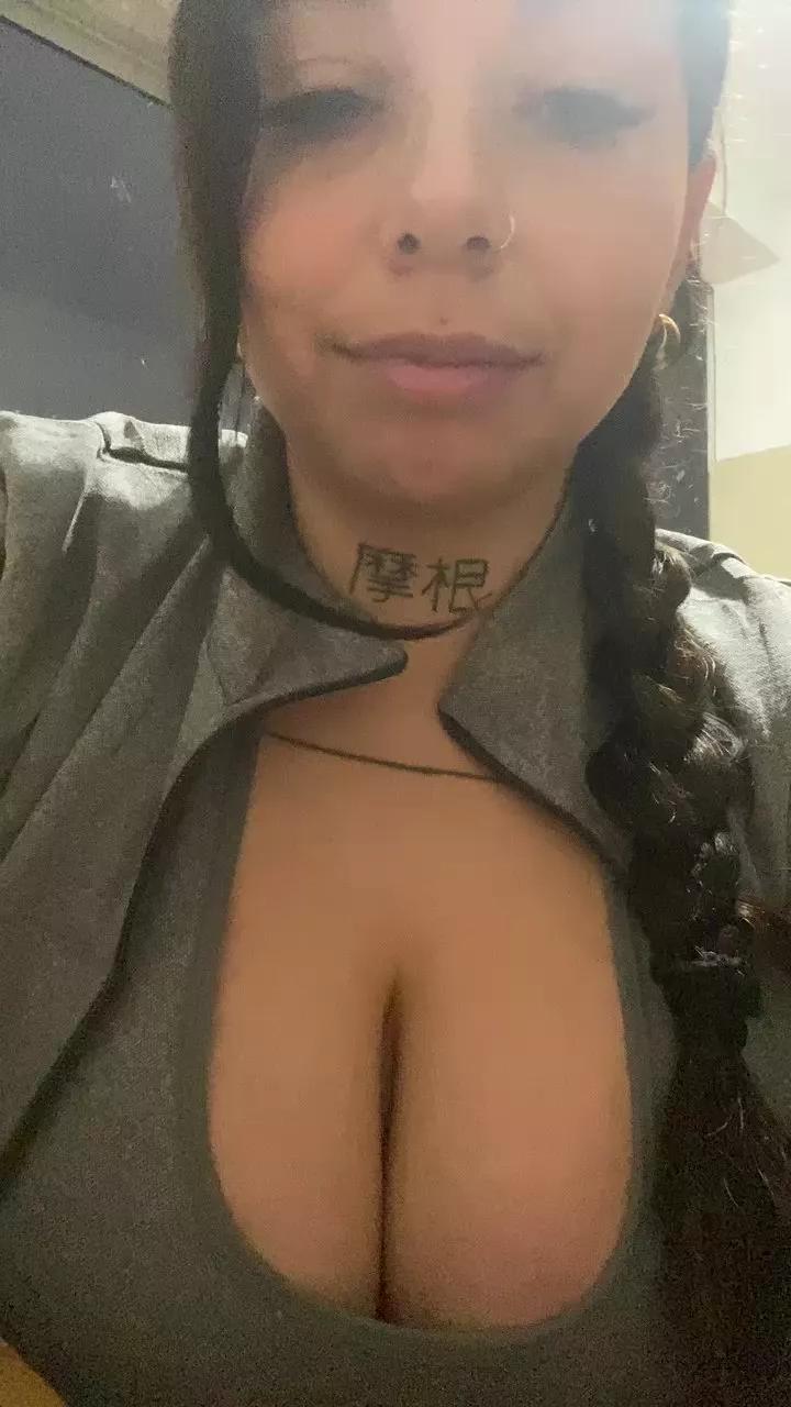 Aurorafetish19 on Cam4 