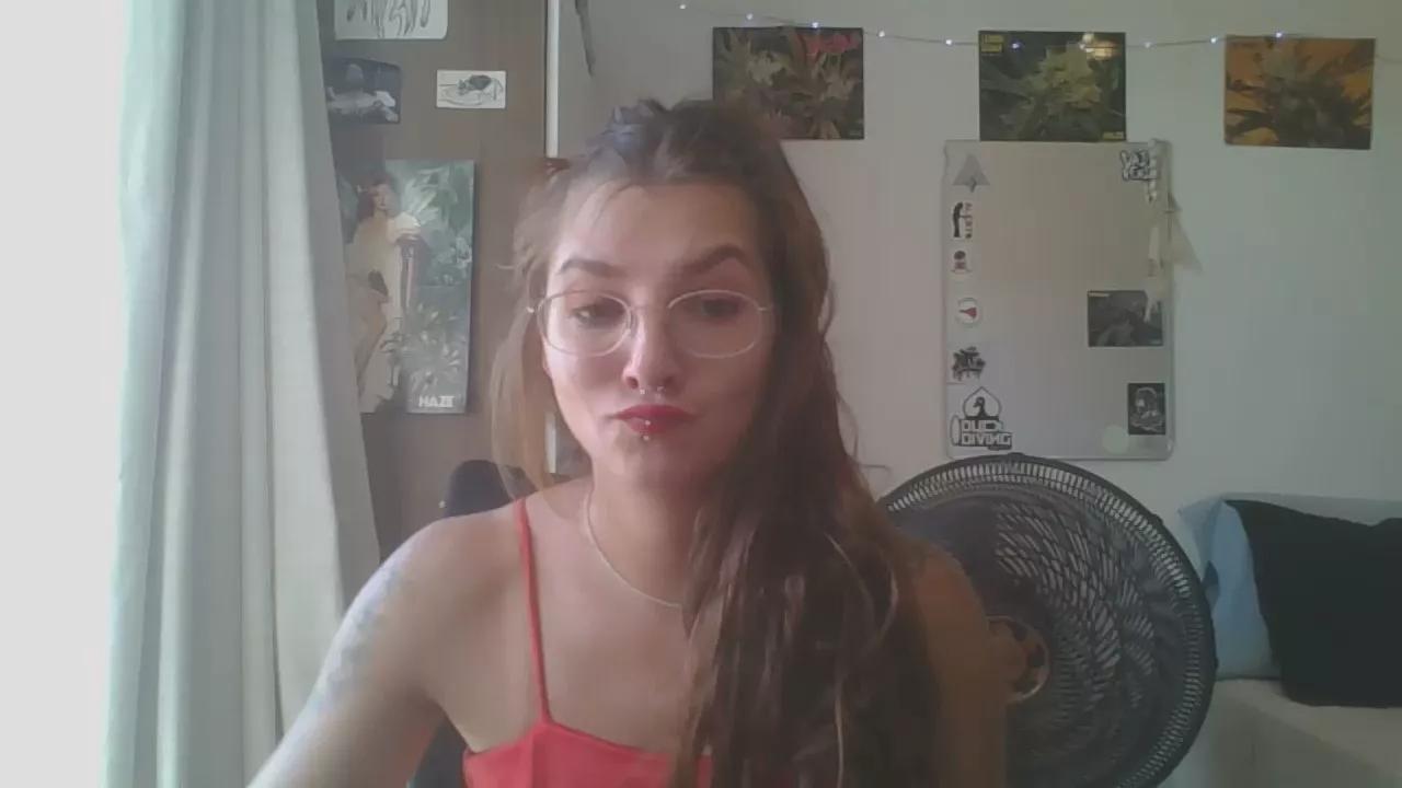 babydemon6 on Cam4 