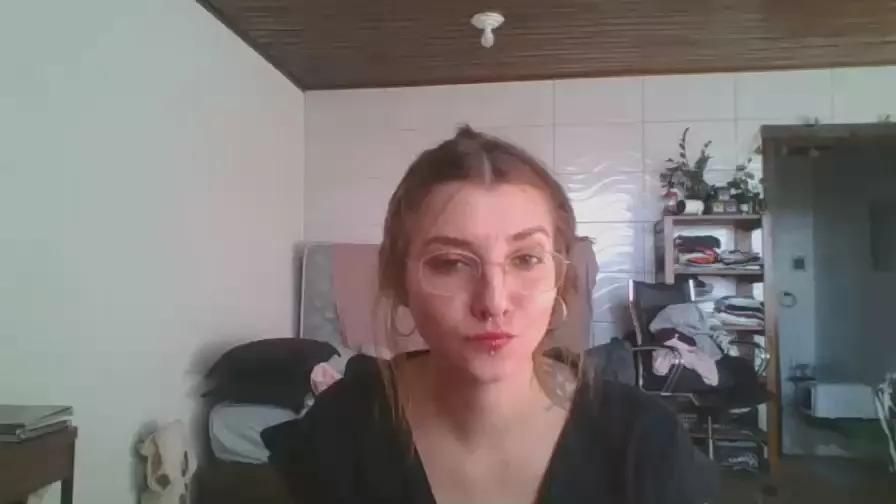 babydemon6 on Cam4 