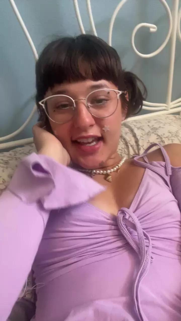 Badday230 on Cam4 