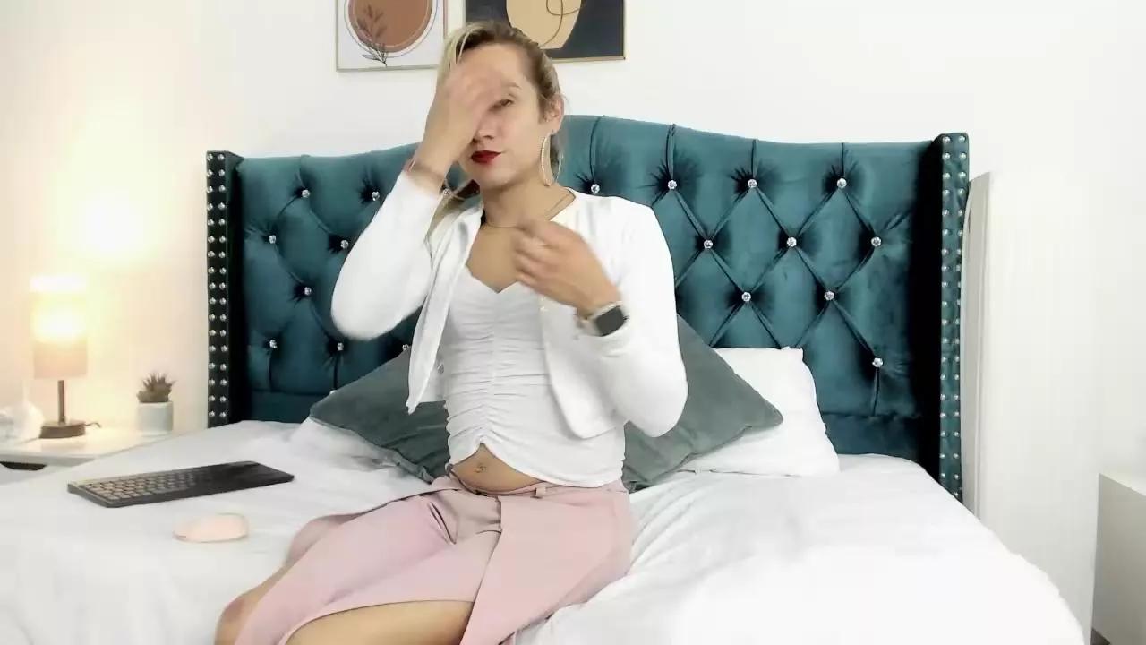 Barbie_Demon on Cam4 