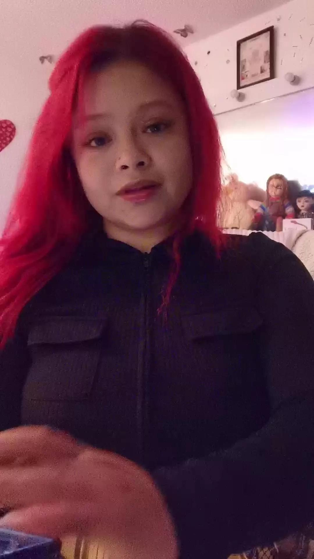 barbiee_doll on Cam4 