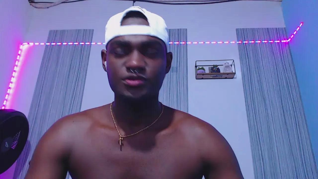 bbc_stallionn on Cam4
