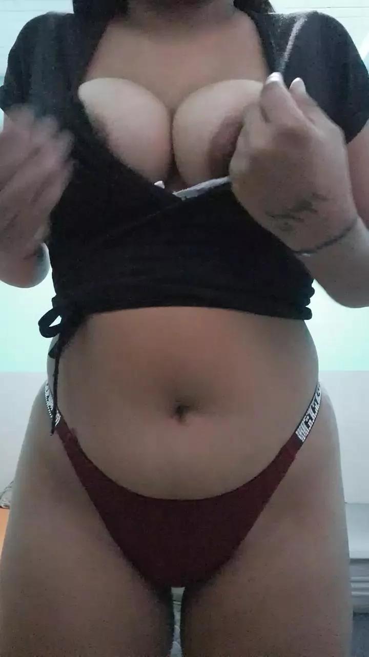 belen200 on Cam4 