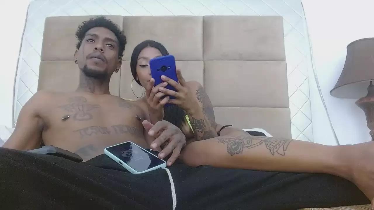 bigblackhottx1 on Cam4 