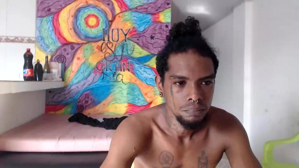 bigblackhottx1 on Cam4 