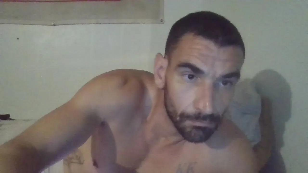 Offline Bigtoyguy34 on Cam4