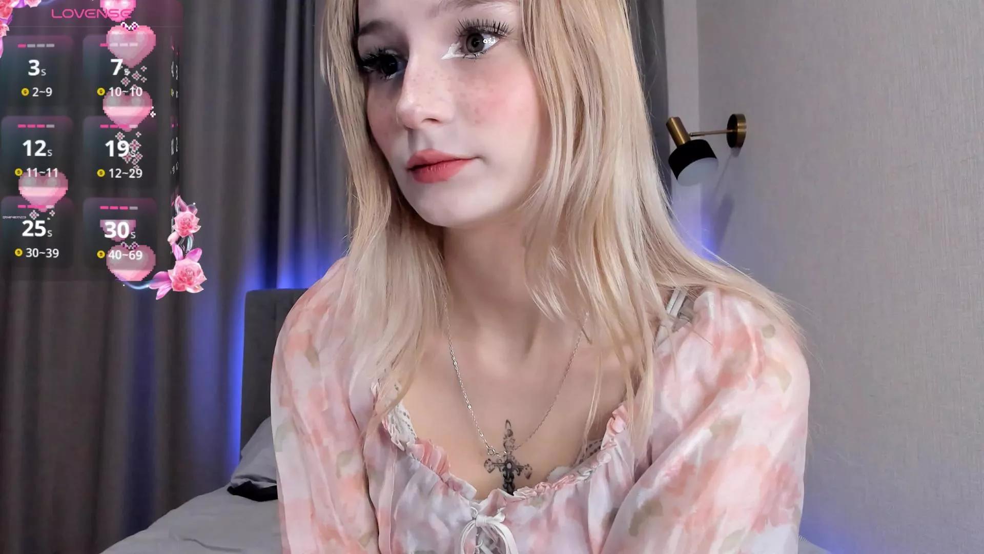 BlissEllis on Cam4 