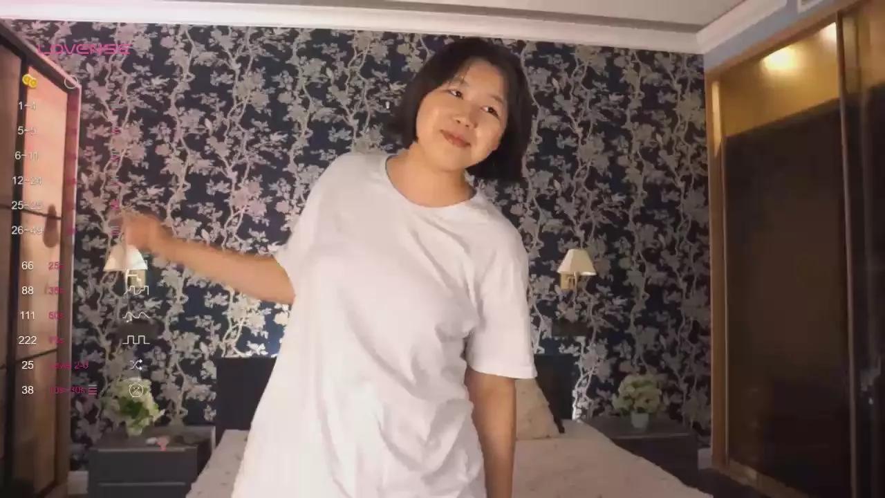BlytheBible on Cam4 