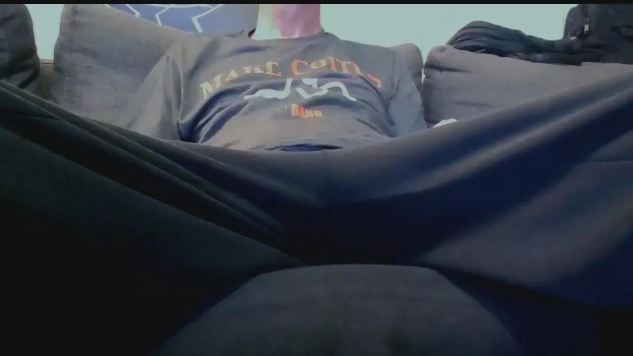 Bobbylee74 on Cam4 