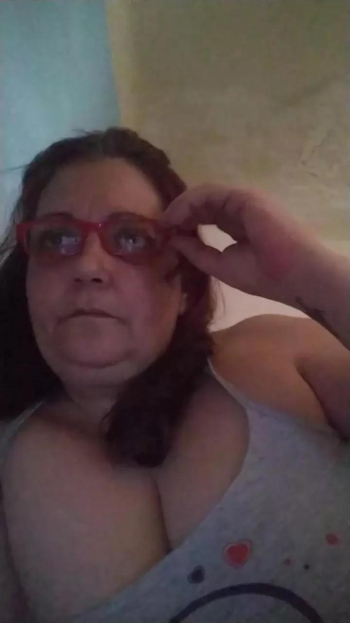 Carmaestivill on Cam4 