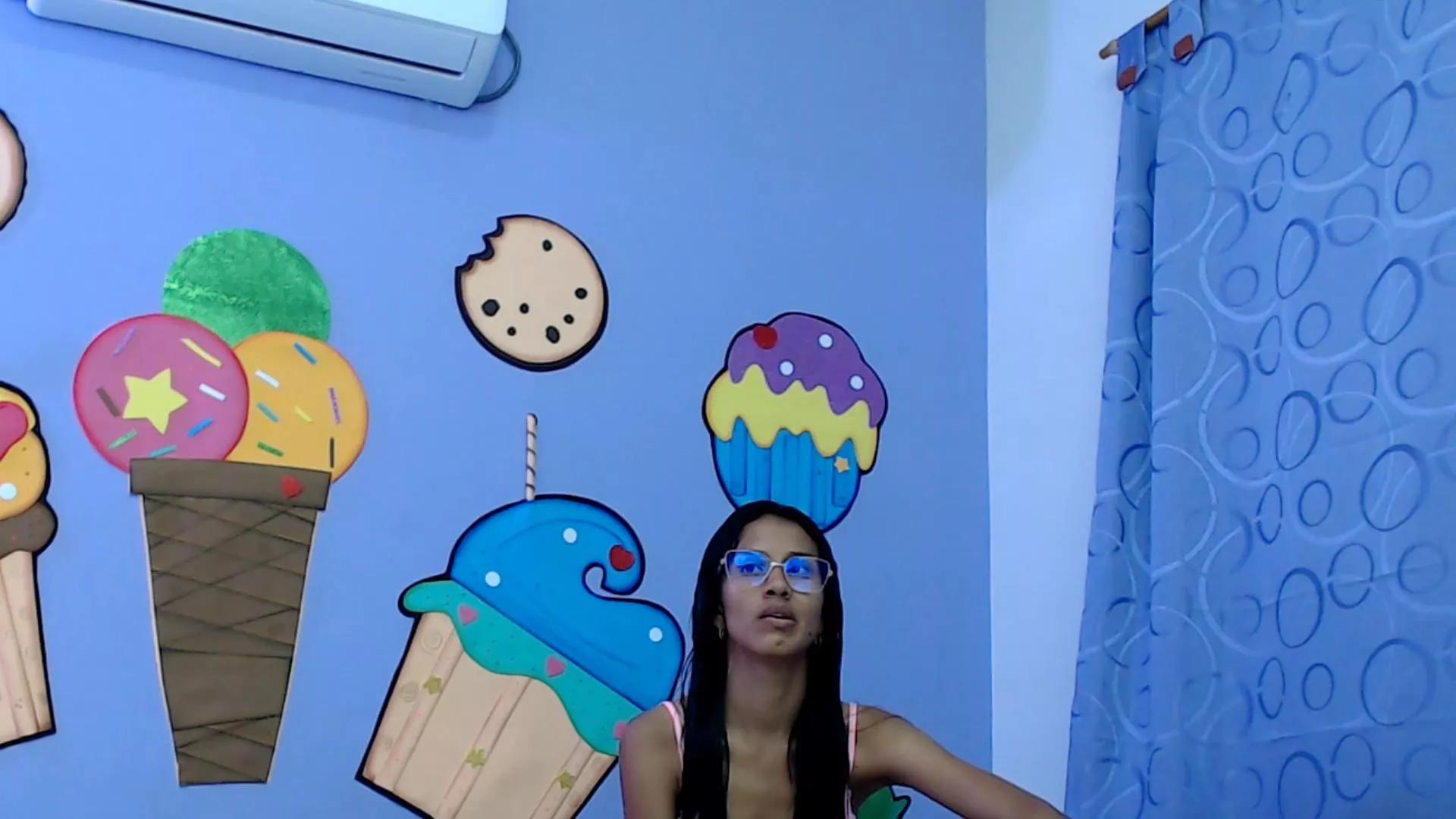 celesteskinny18 on Cam4 
