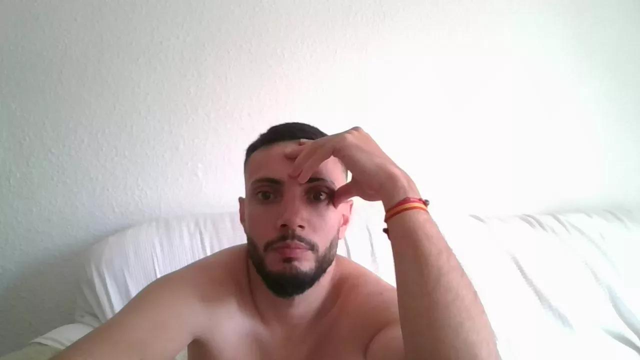 Chico_30gr on Cam4 