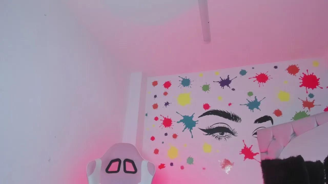 Offline chloe_sagee on Cam4