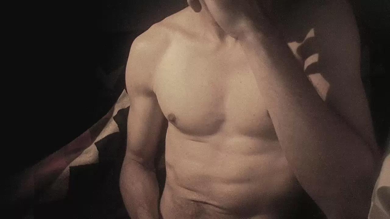 Coolmementox on Cam4 