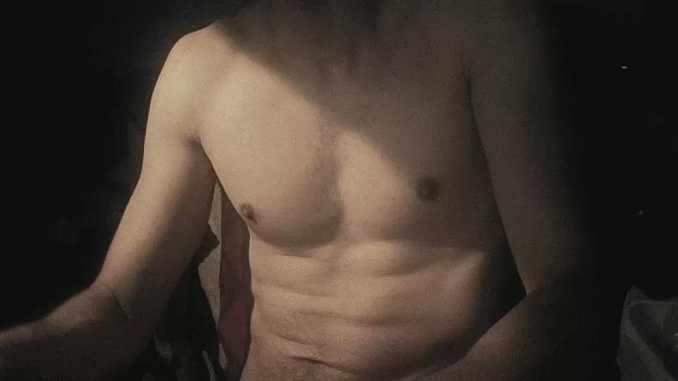 Coolmementox on Cam4 