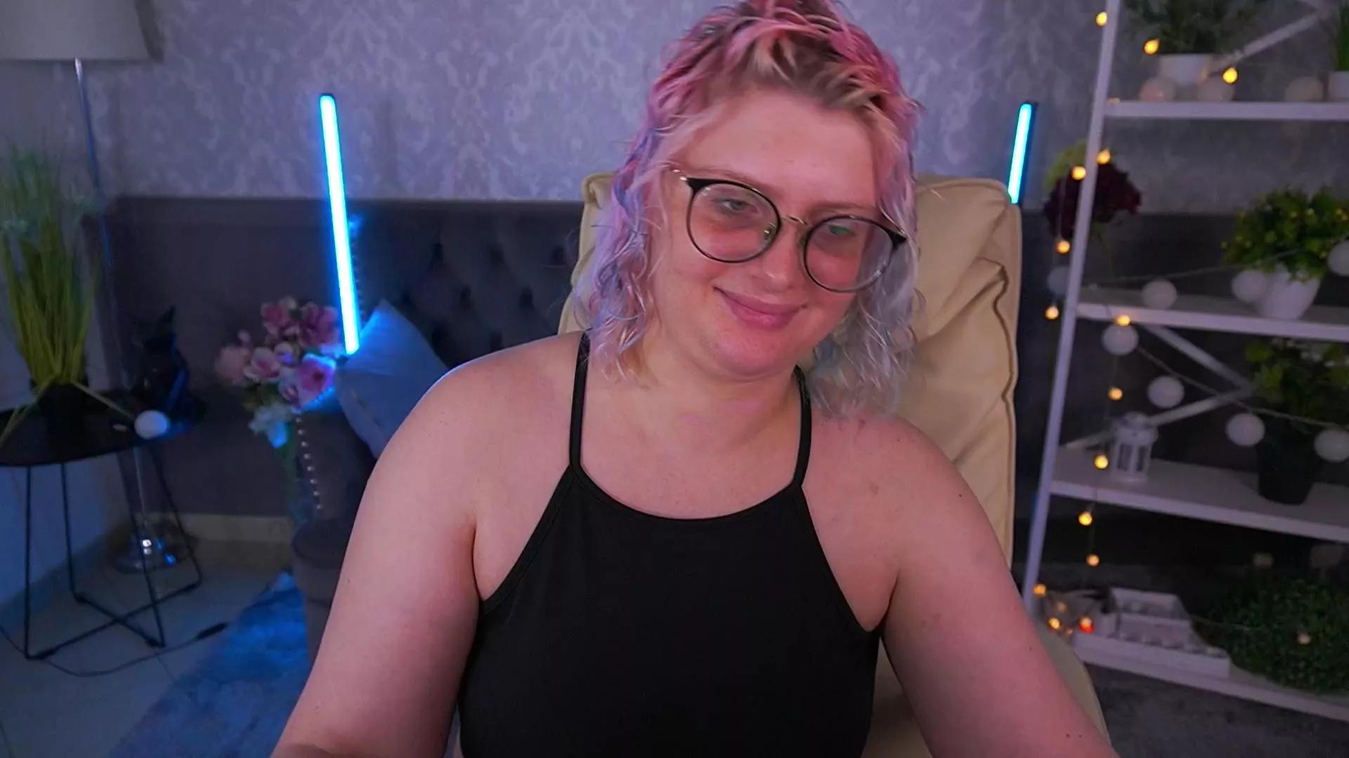 CoolTatis on Cam4 