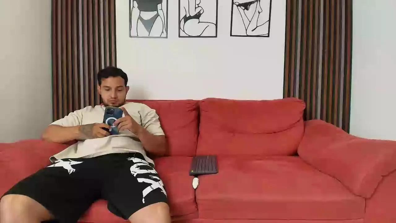 couplee_horny on Cam4 