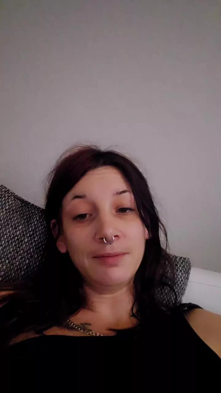 Daddysgirl90 on Cam4 