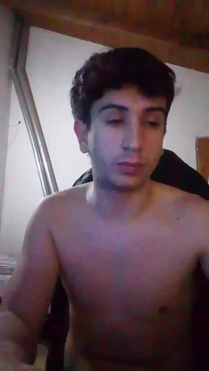 dan_x23 on Cam4 