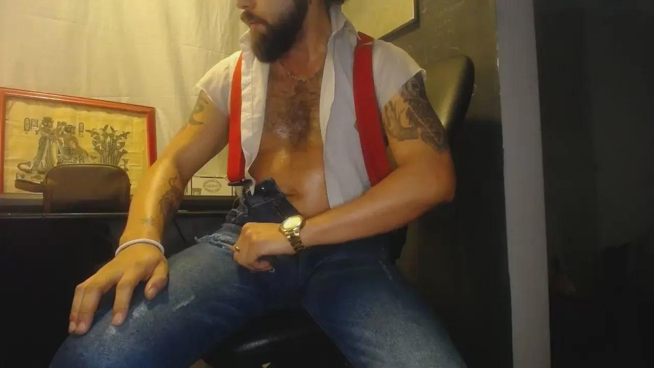 Danburythebeast on Cam4