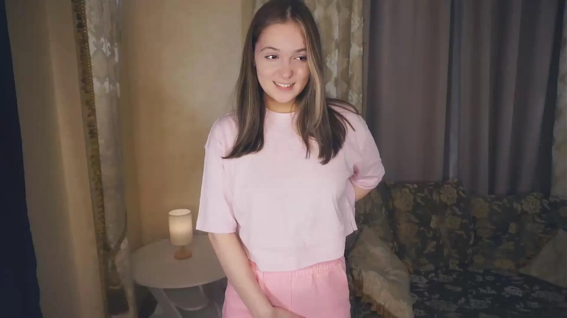 Offline DebraWehe on Cam4