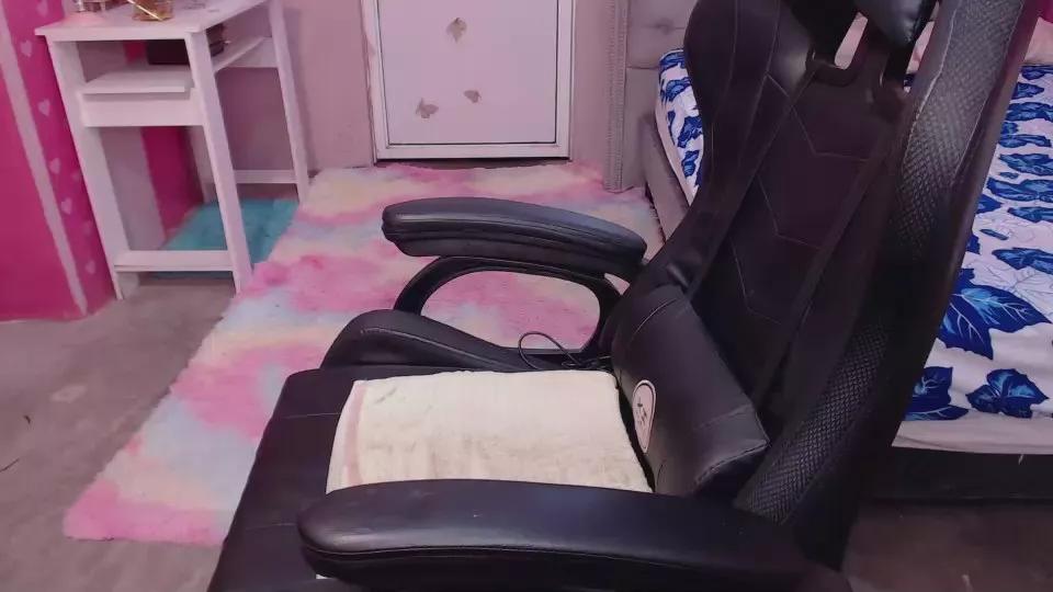 divinetransx on Cam4 