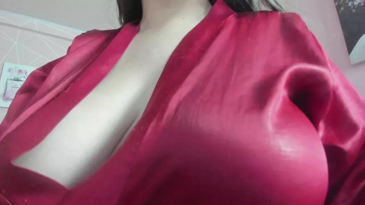 dolly_zoe on Cam4 