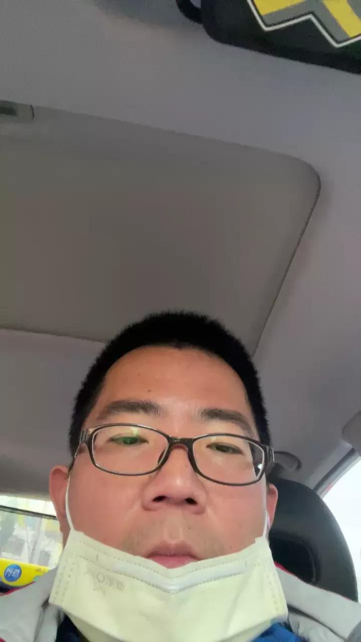 Edgemebear69 on Cam4 