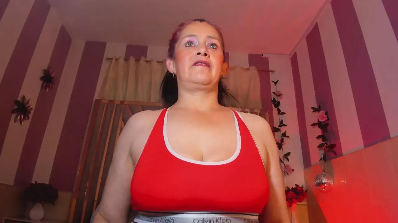 elena_hall on Cam4 