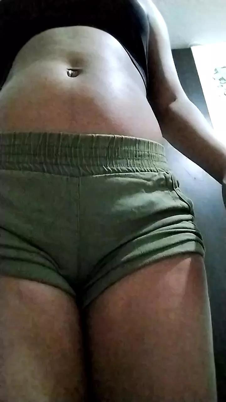 Elenadiaz on Cam4 