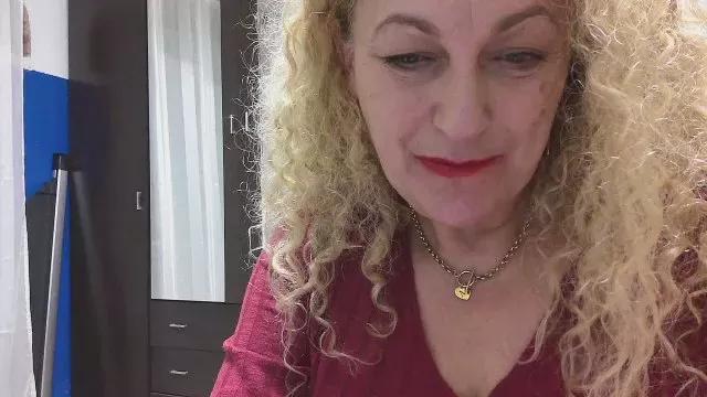 EllaSola69 on Cam4 