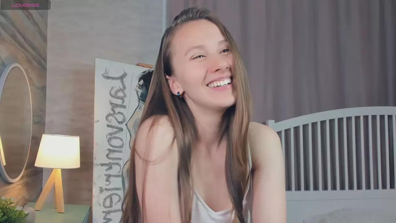ElvaHakey on Cam4 