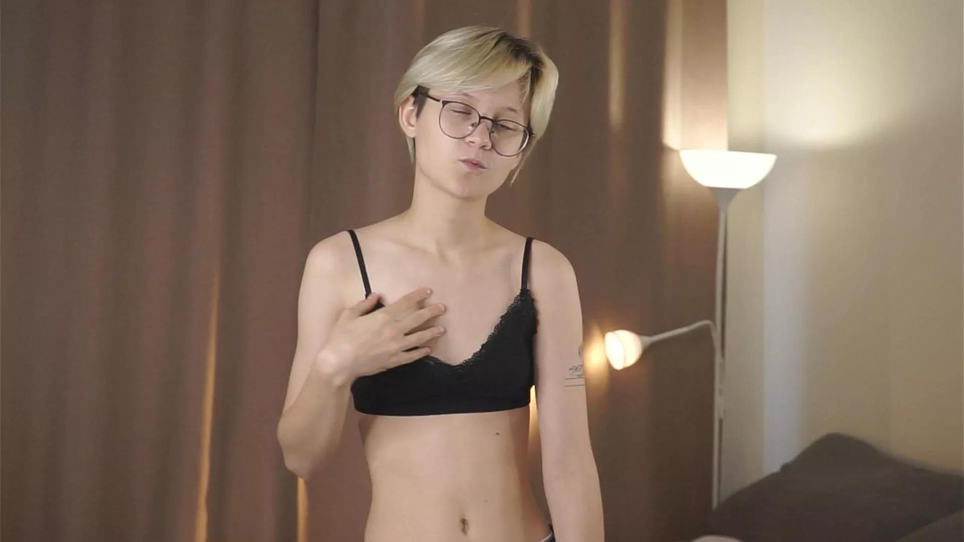 ElviraWiggains on Cam4 