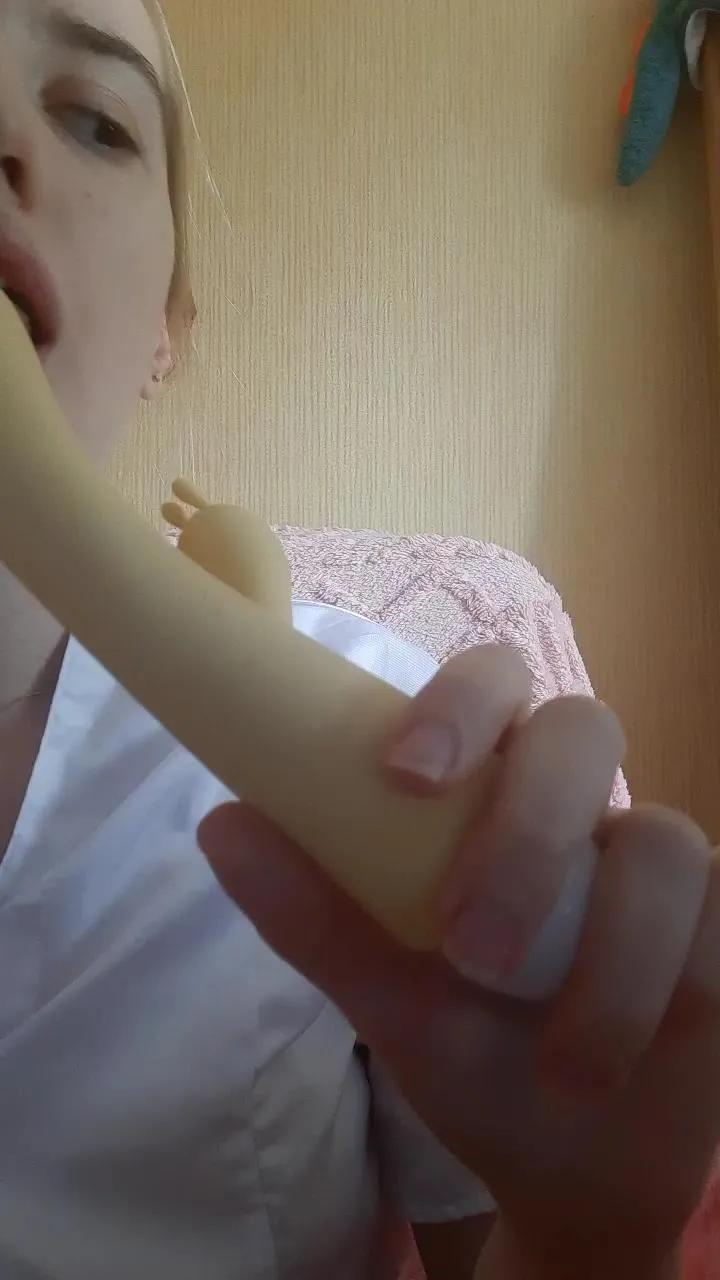 Offline Elzakom on Cam4