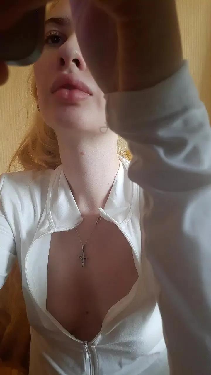 Offline Elzakom on Cam4