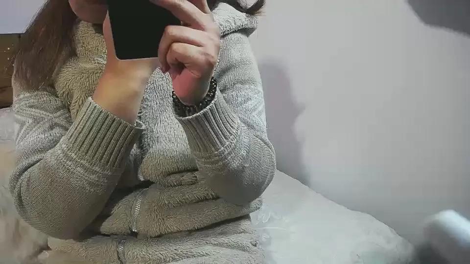 Offline emerald00_ on Cam4