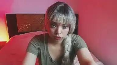 Offline emerald00_ on Cam4