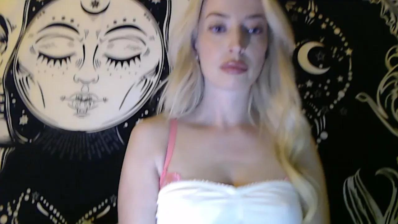 Emilysophie on Cam4 