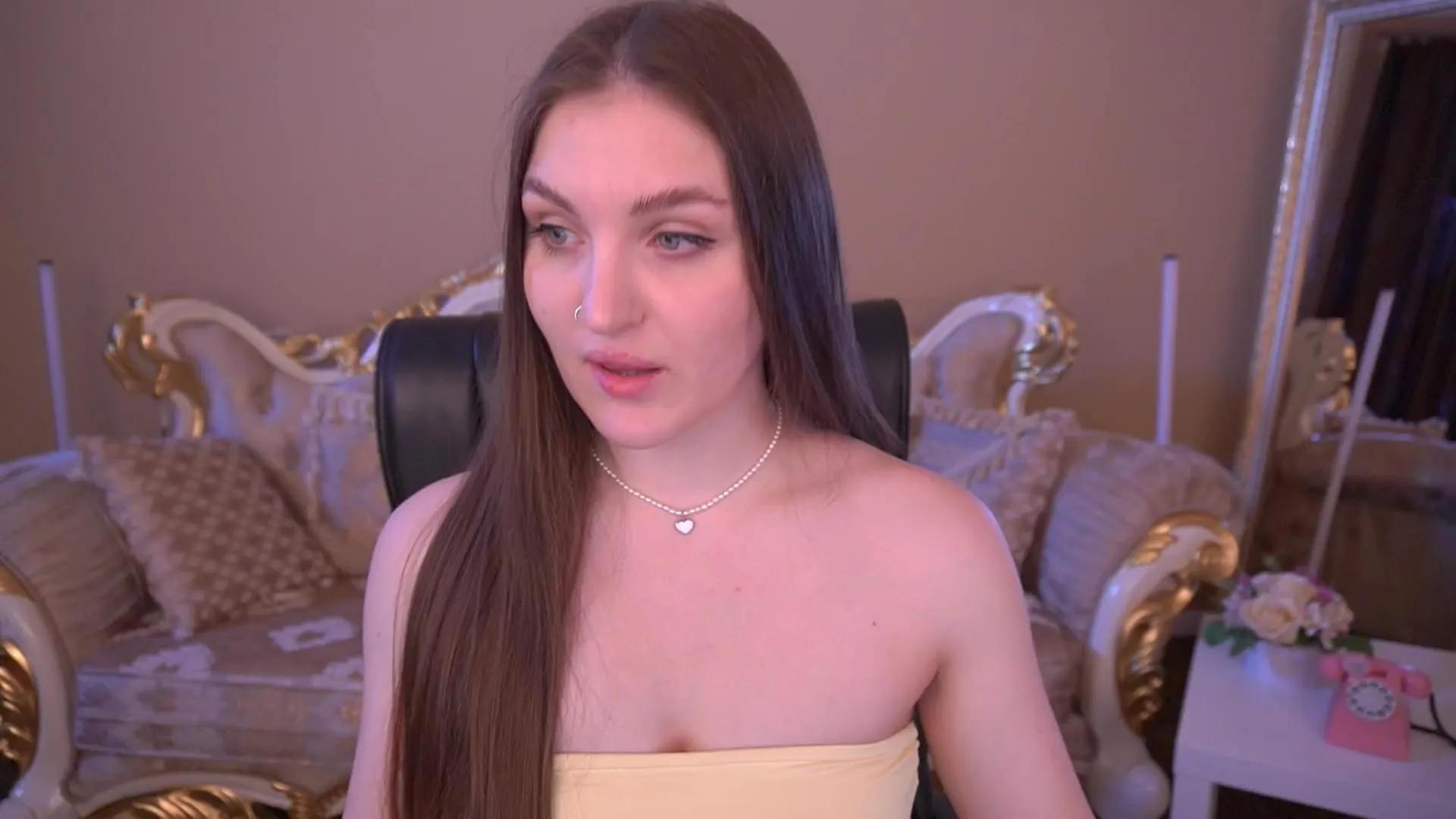 EmmyCharm on Cam4 