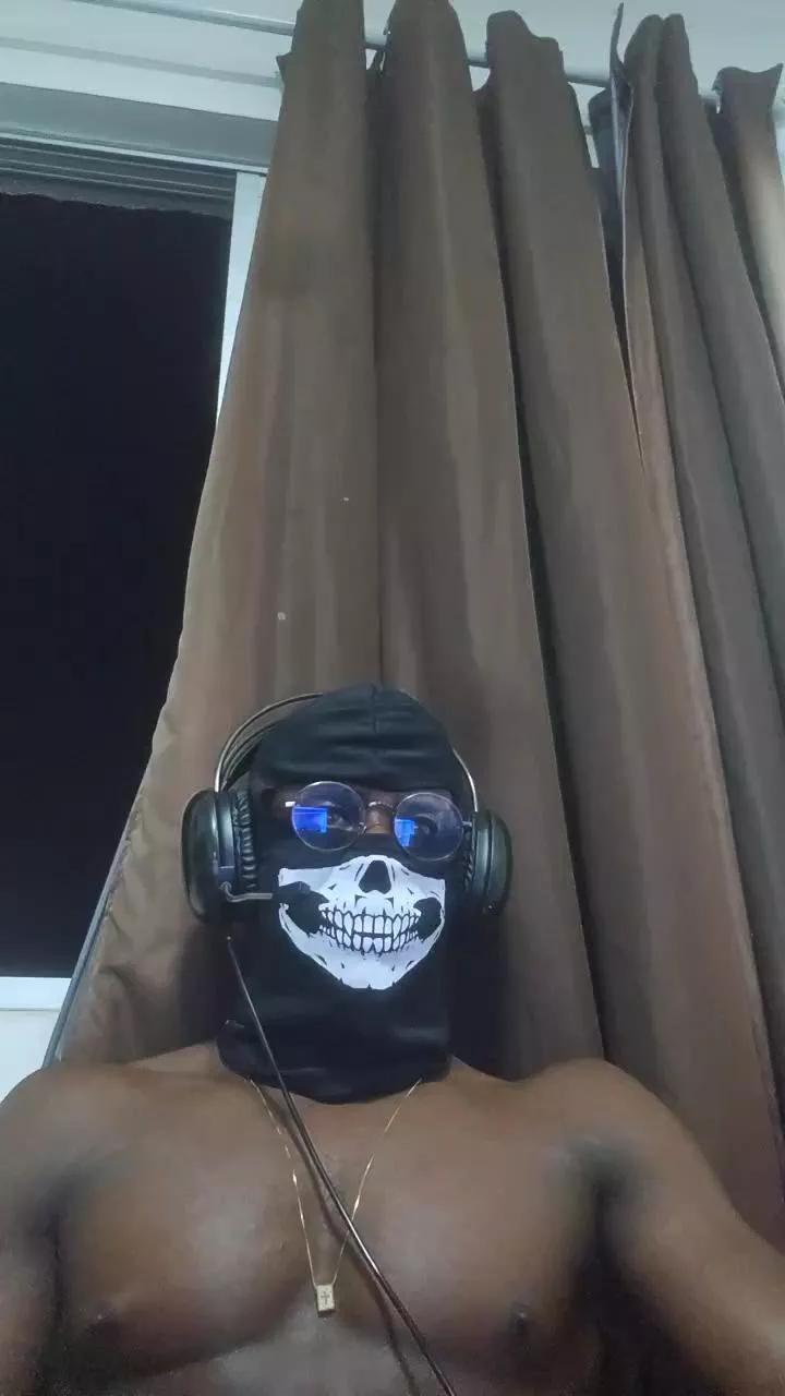 Offline EnzoNovinho on Cam4