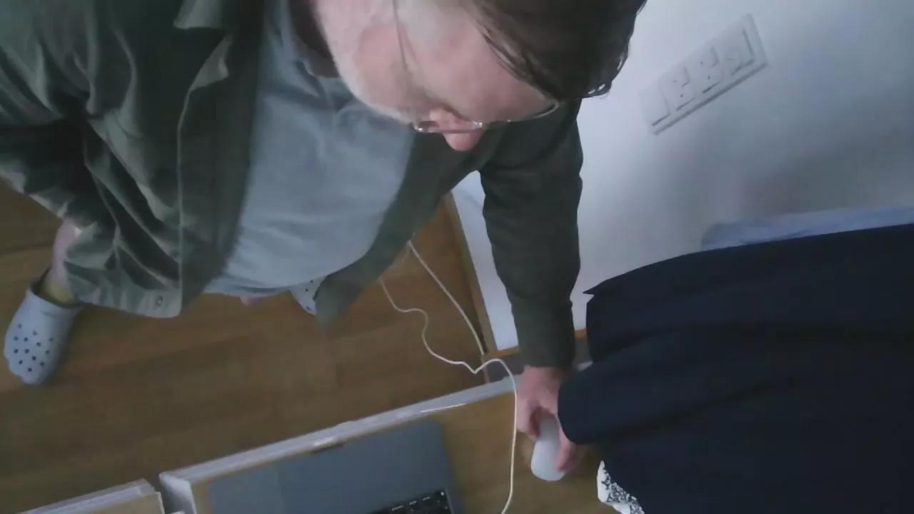 erleichtbi on Cam4 