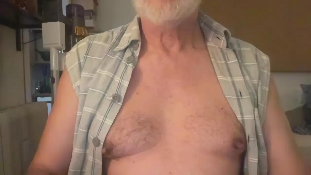 erre4fff on Cam4