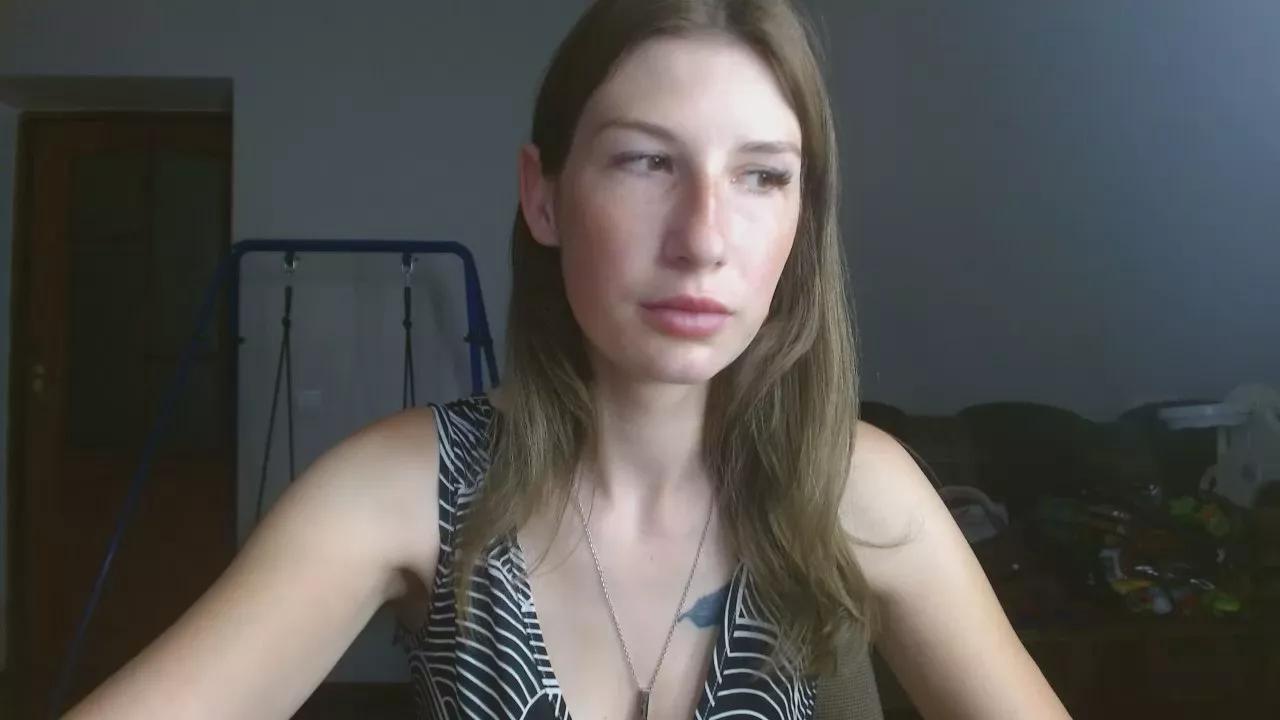 Evelyn_21_m on Cam4 