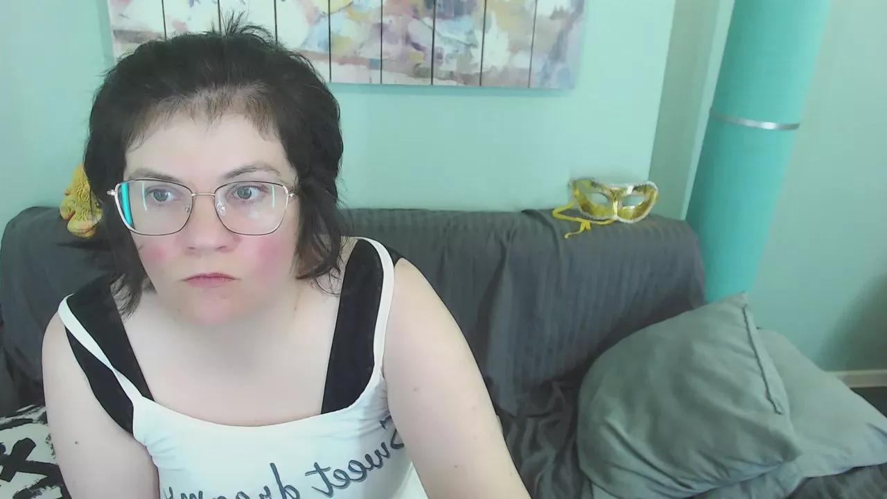 Everlie on Cam4 
